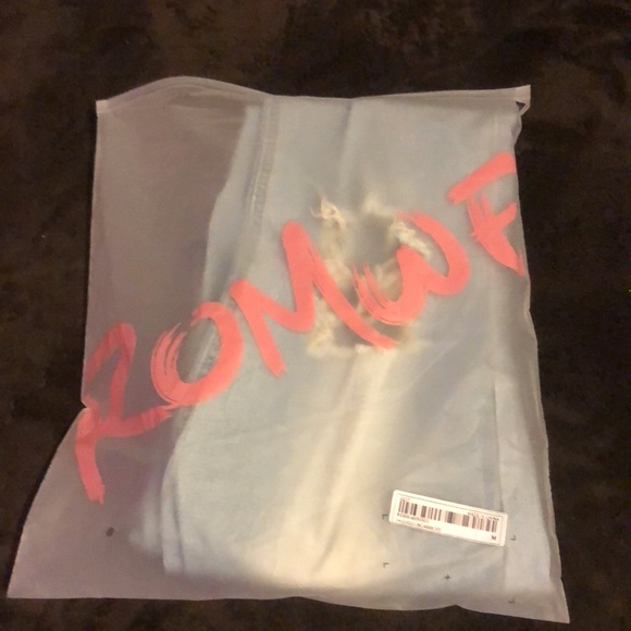 ROMWE Guys Ripped Jeans - Picture 3 of 3